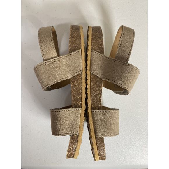 Max + Jake Sandals Girls Size 10M Felix Flats Tan Suede Adjustable Hook Loop EUC - Picture 5 of 8